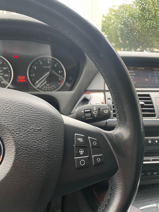BMW  X5 E70 3.0 Бен. Ideal
