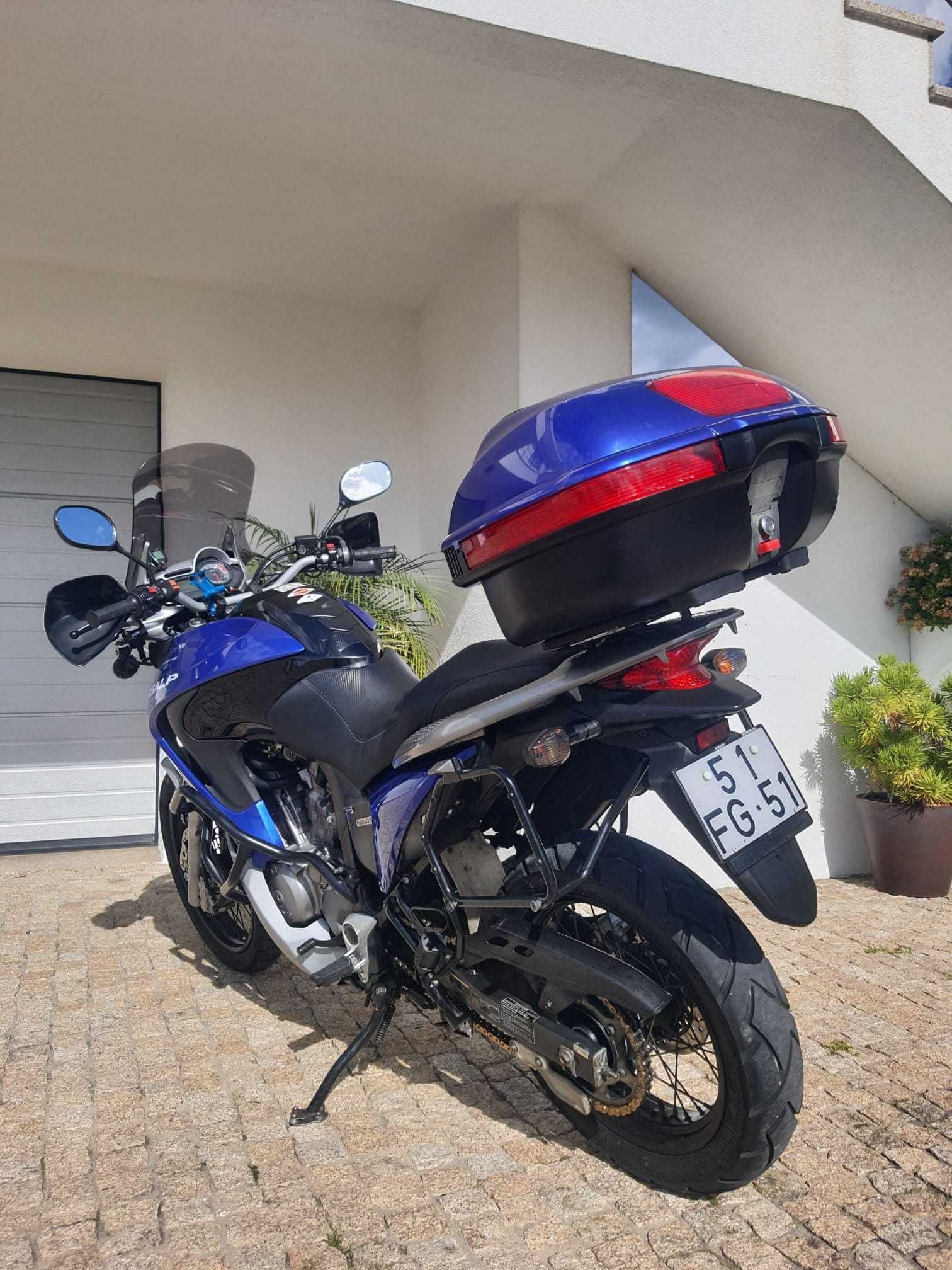 Honda Transalp XL700 ABS