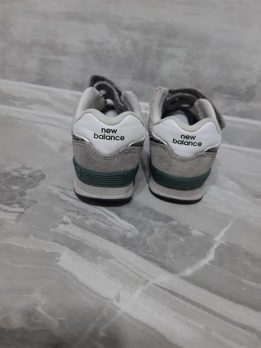 Віддам безкоштовно взуття на хлопчика