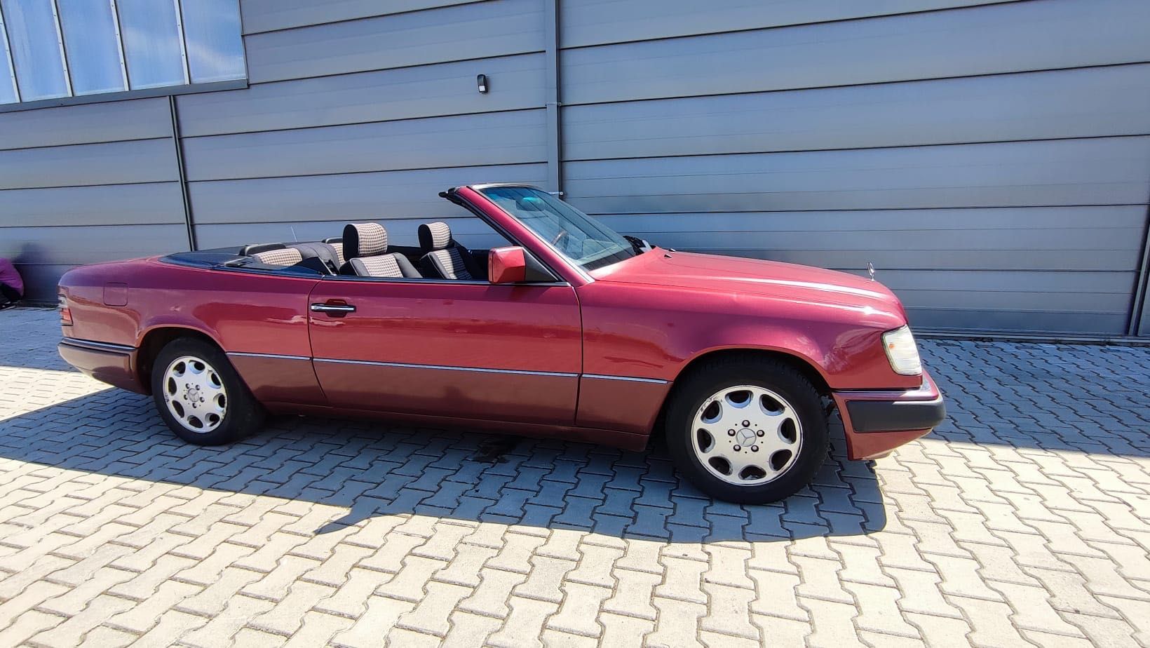 W 124 Cabrio, Sportline   E klasa , A124