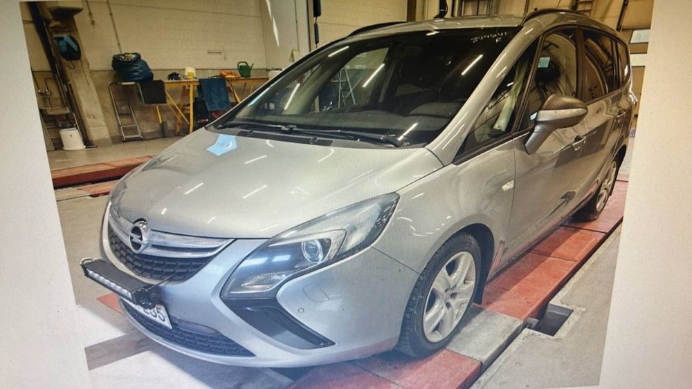 Opel Zafira 1,4 turbo