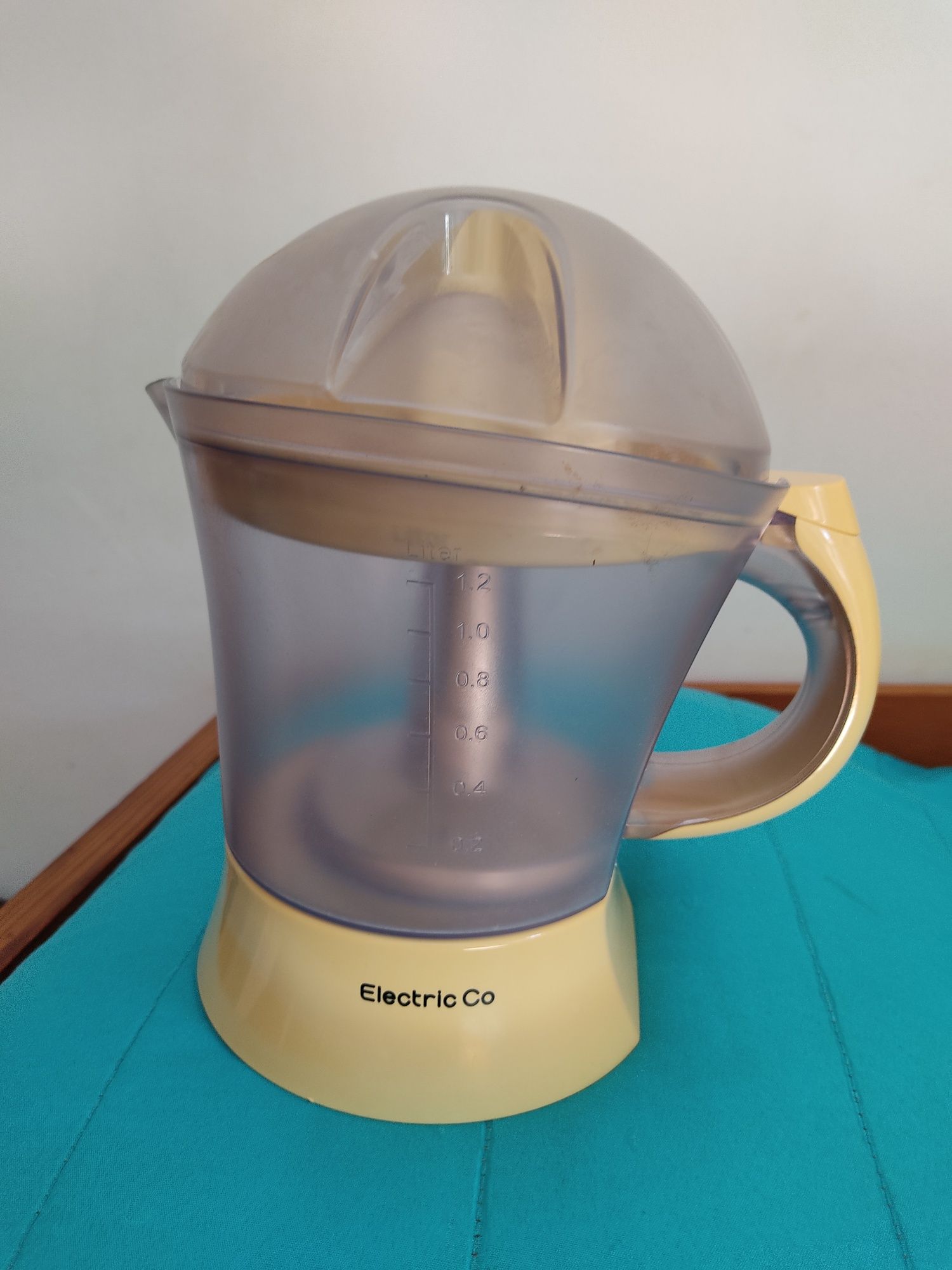 Lavador de legumes e espremedor de citrinos