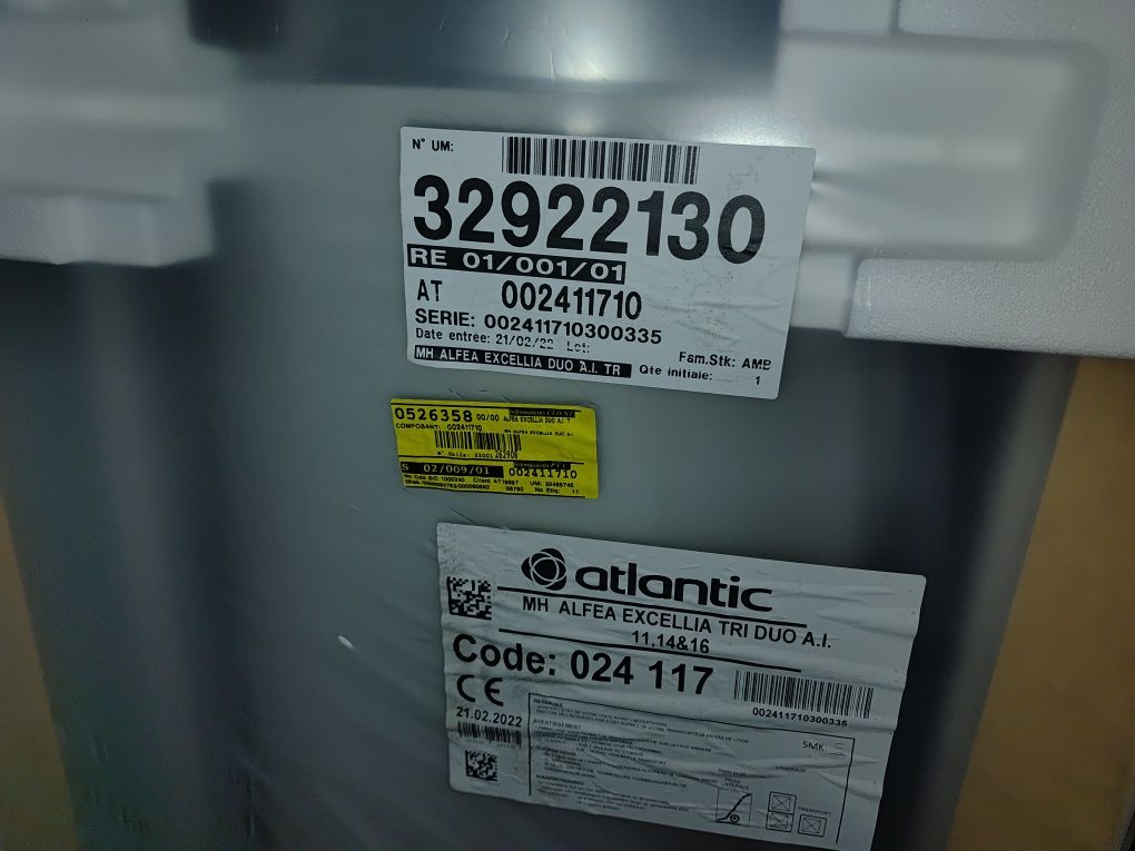 Wydajna Pompa ciepła powietrzna split Excelia AI Tri Duo 14 kW 400 V