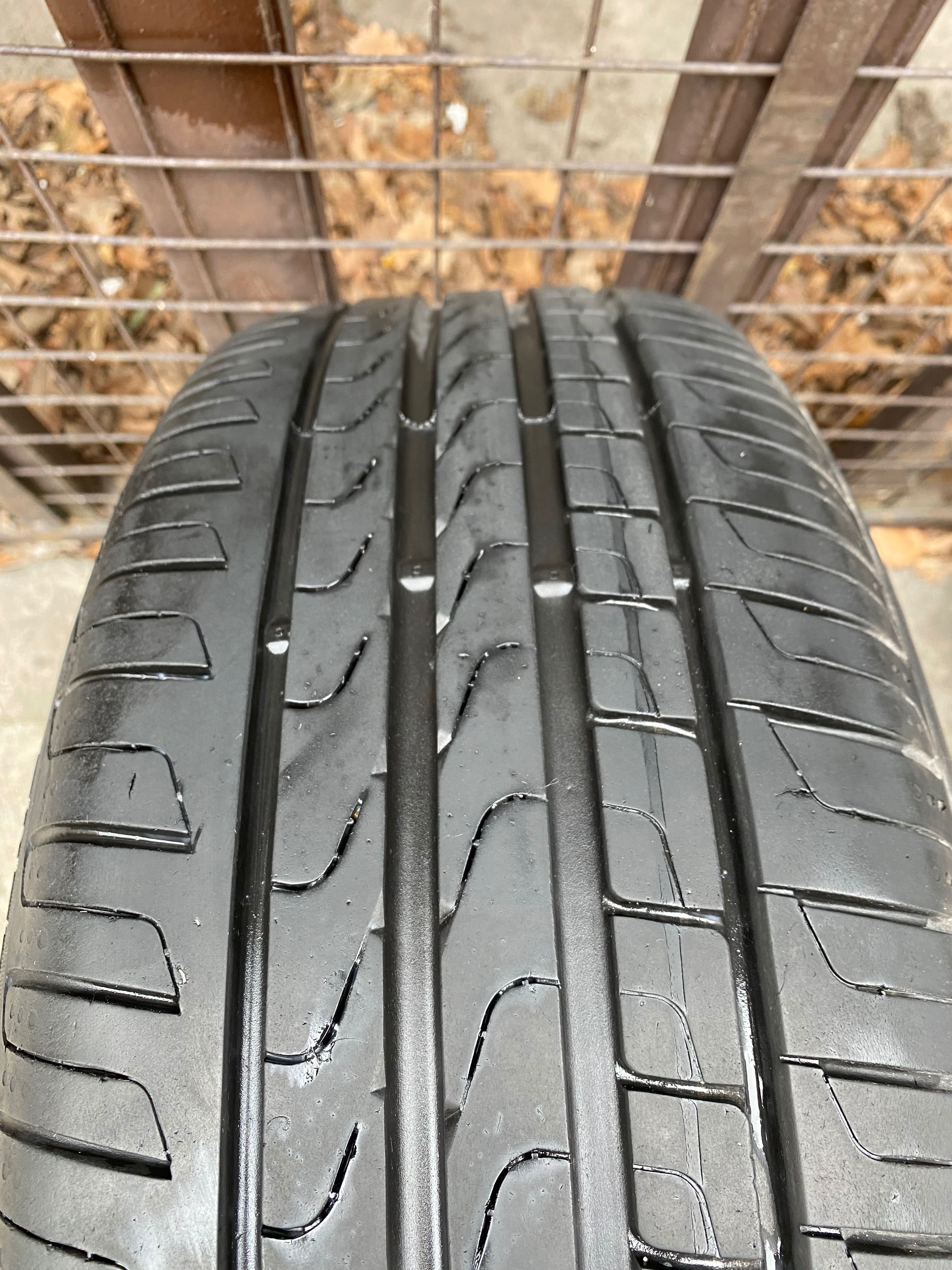 Felgi Audi TT 8N z letnimi oponami 205x55 R16