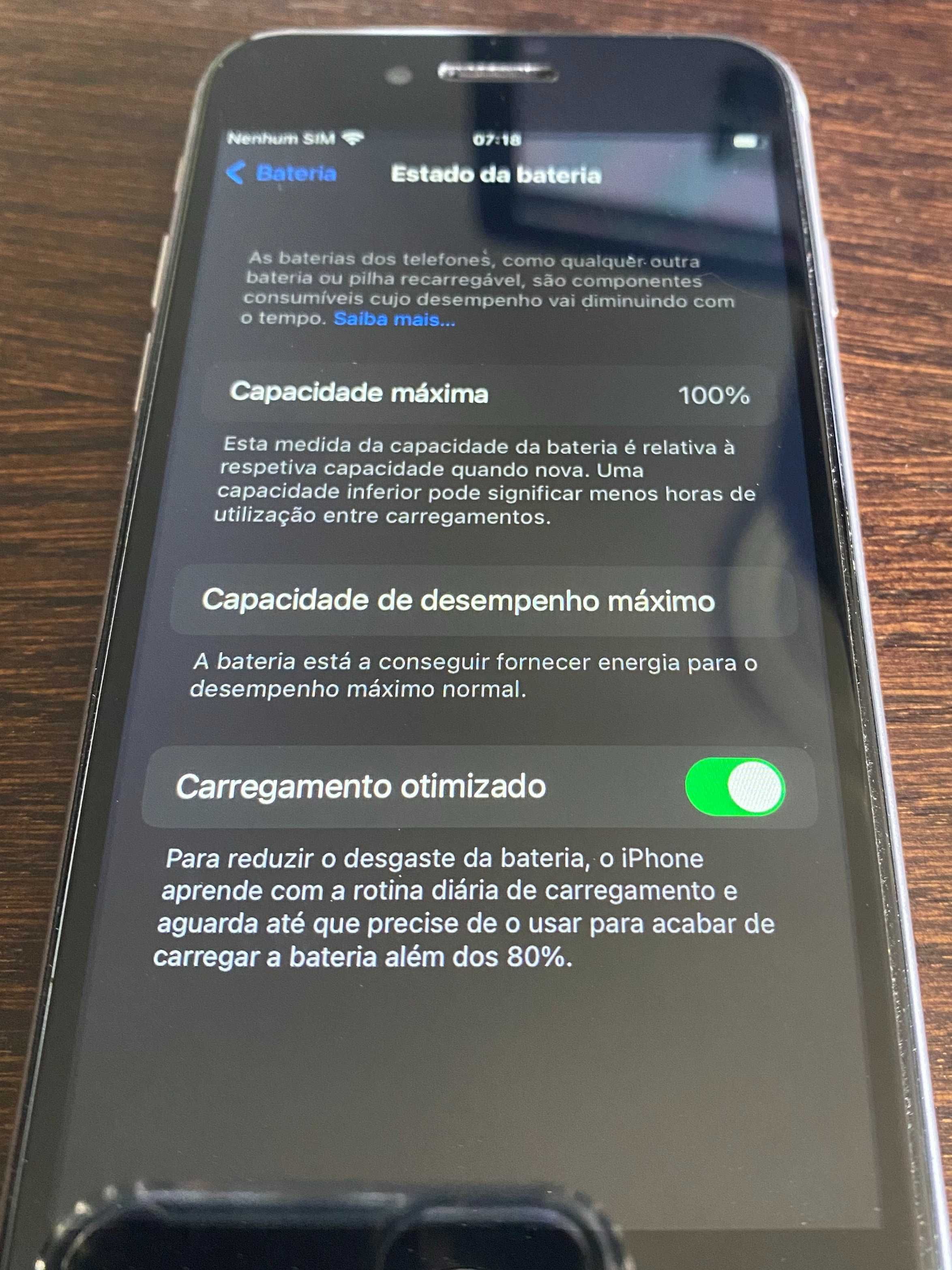 Apple iPhone 6S Livre para qualquer operadora