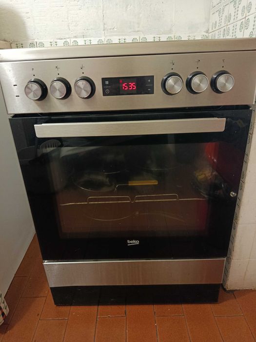 Fogão vitro cerâmica Beko