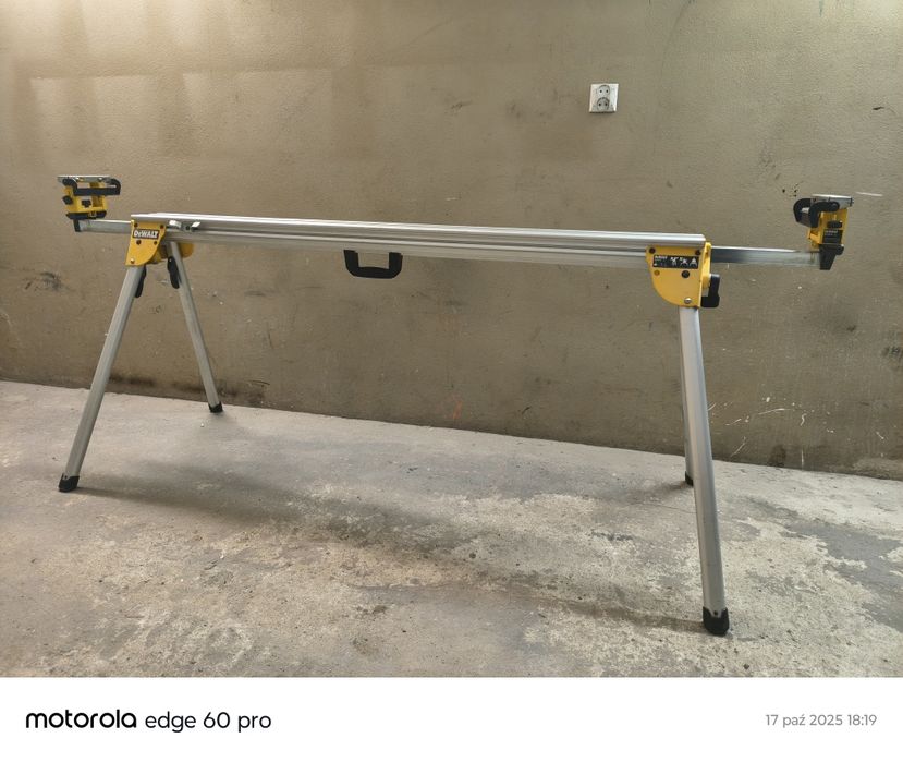 Stojak do ukosnicny Dewalt