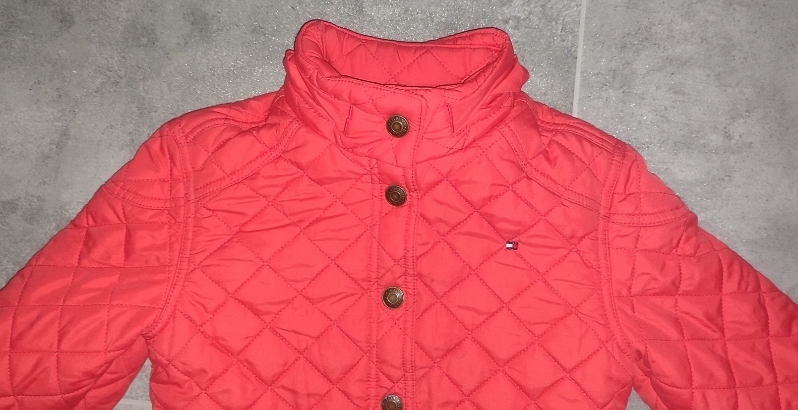 Kurtka Tommy Hilfiger r. 6-7 lat pikowana kaptur