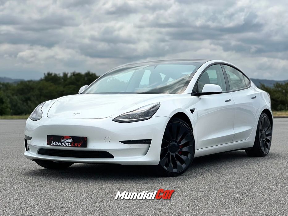 Tesla Model 3 Performance Tração Integral