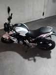 Moto BMW G310R pouco tempo de uso.