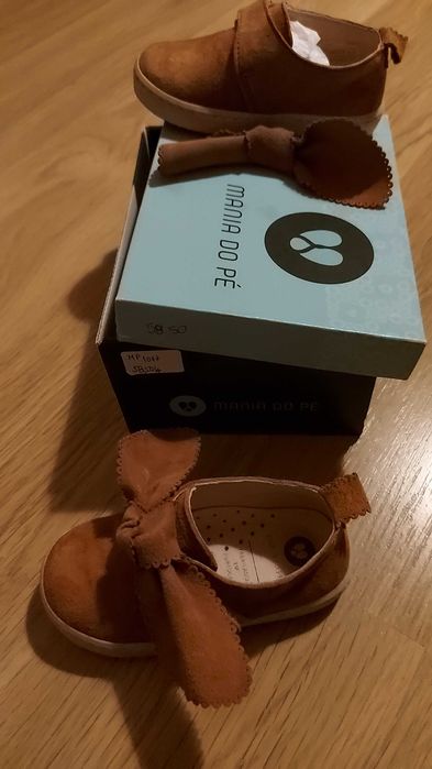 Sapatos unisexo (menina/menino) tamanho 22