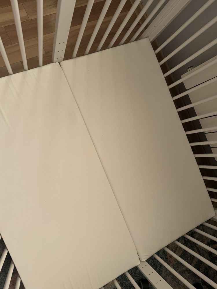 Klupś Kojec drewniany dla dziecka 105x101x75