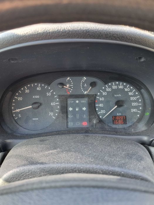 Renault Thalia 1.4 benzyna + gaz 2004r.