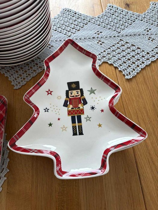 Zastawa świąteczna CHRISTMAS NUTCRACKER - dziadek do orzechów