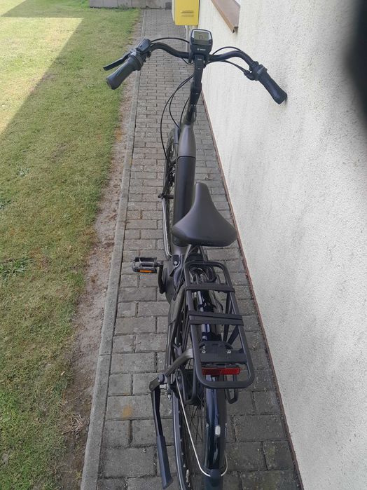 Rower elektryczny Gazelle Grenoble C380 rama 49  silnik czerwony B0SCH