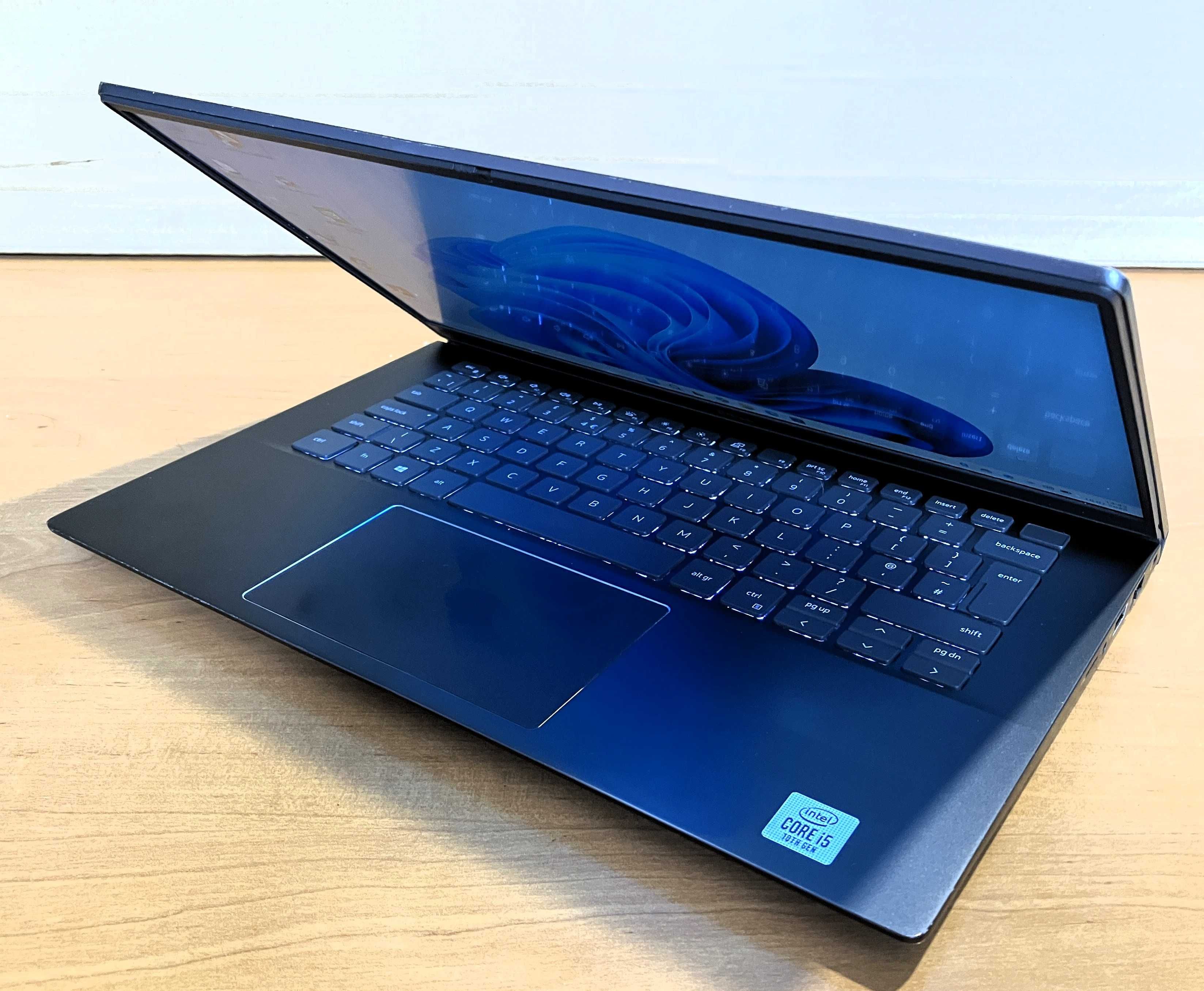Laptop DELL 5401 Intel® Core™ i5-10th 16GB 256GB SSD USB-C™ FHD Win 11