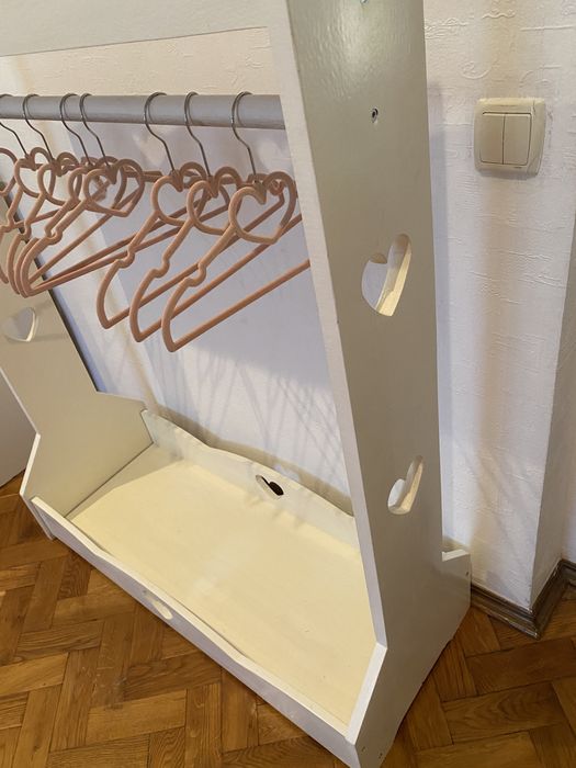 Вішалка стійка для одягу дитяча шафа САМОВИВЗ