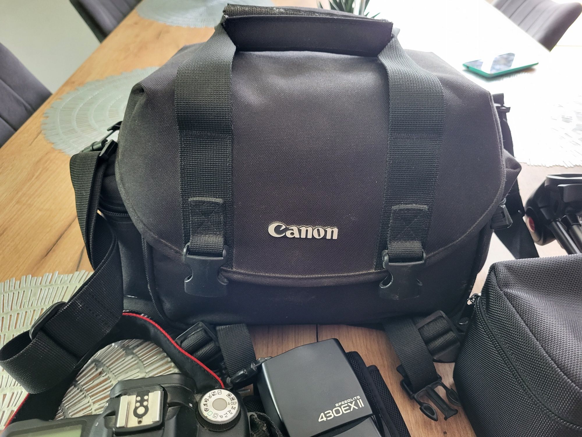 Canon Eos 50d z całym zestawem.