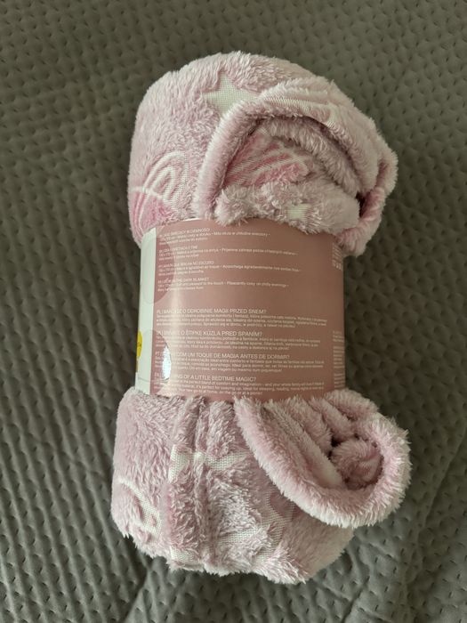 Różowy koc świecący w ciemności 130x170 cm nowy z metką