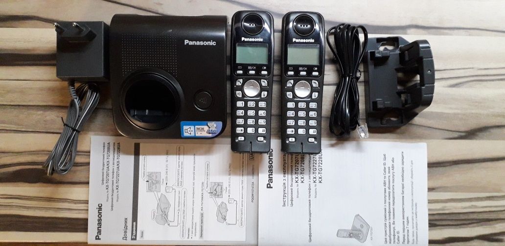Телефон  Panasonic KX-TG 7208 Панасоник безпроводной цифровой
