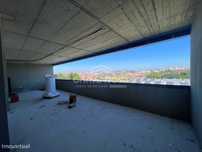 T2 Novo c/ Terraço e Vistas Rio Douro em Santa Marinha (VL8)