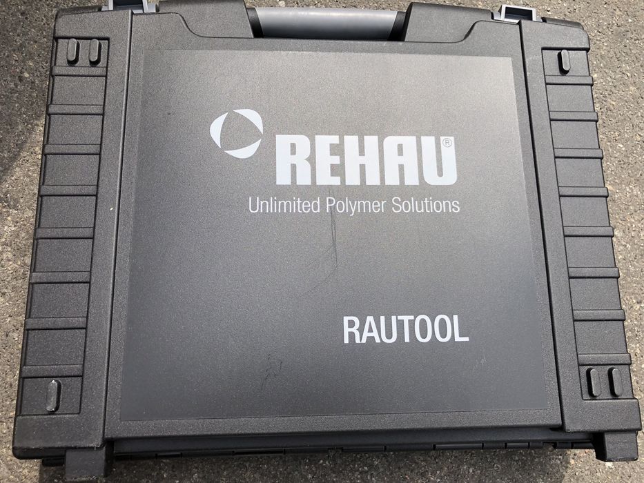 Здам в оренду REHAU