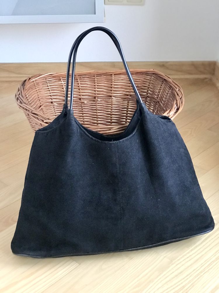 Czarna torba na ramię shopper Shiseido