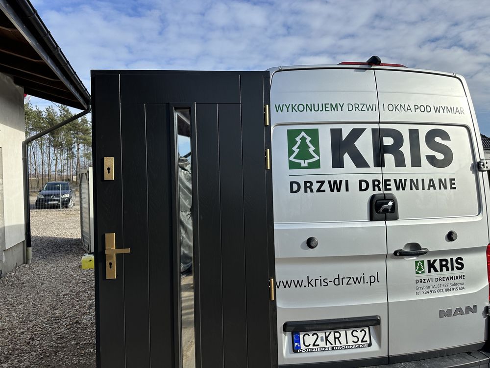 Drzwi zewnętrzne drewniane Czarne Na Wymiar czyste Powietrze Montaż