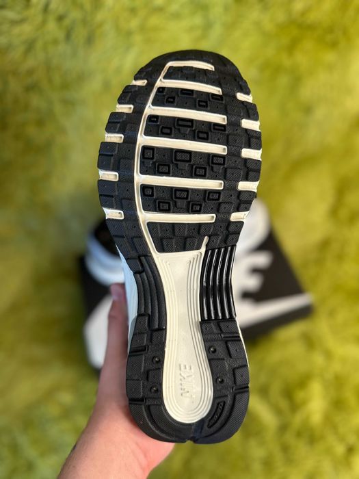 (розпродаж) кросівки Nike P-6000