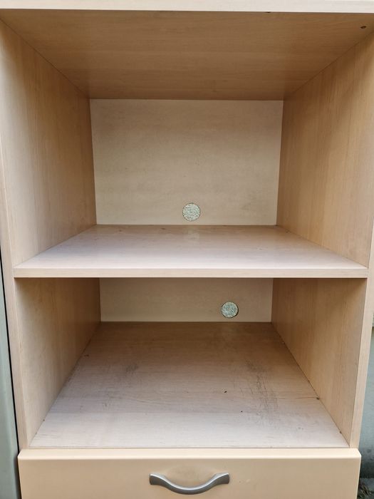 Szafka / regał z półkami i szufladą