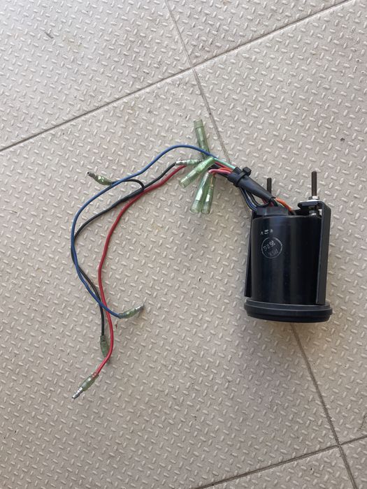 Manometro de trim para fora de borda