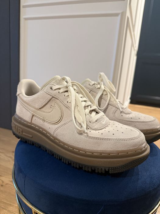 Nike Air Force 1 Luxe rozmiar 43