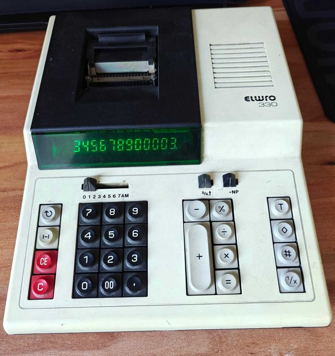 Stary kalkulator Elwro 330