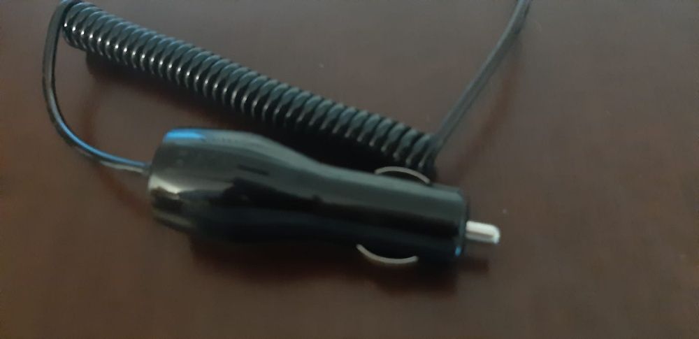 Carregador isqueiro Mini USB