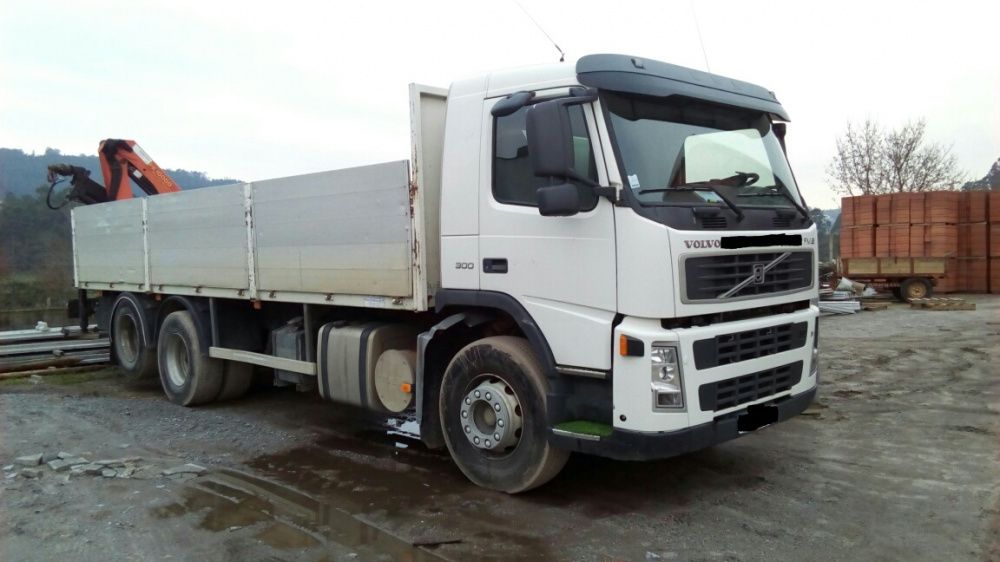 Camiao grua volvo fm