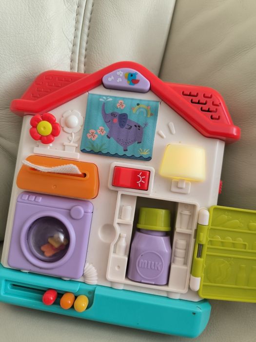 Іграшка . Для малечі .