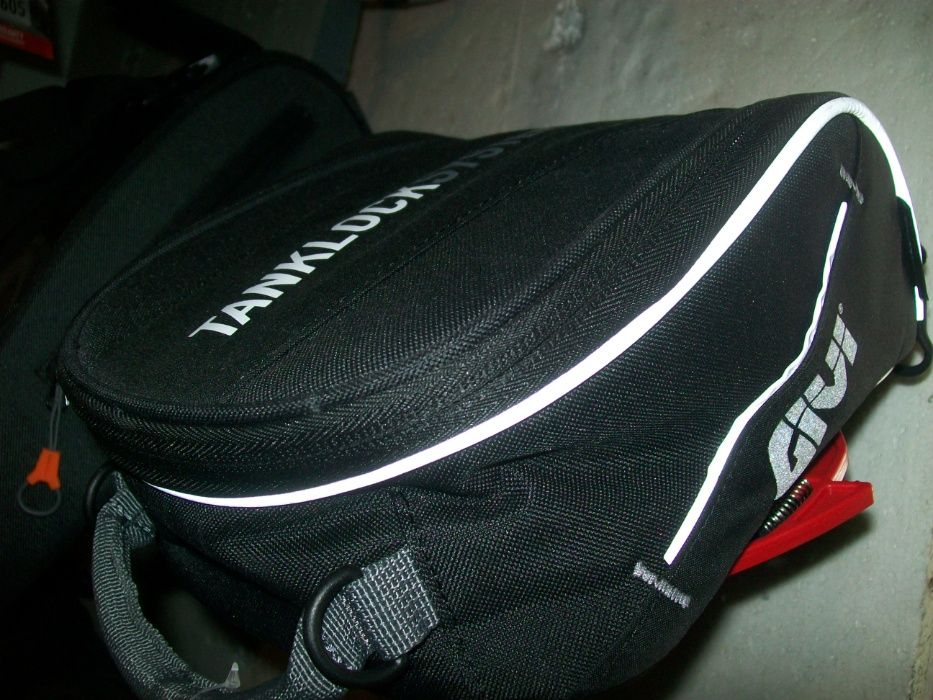 EA123 GIVI torba 5L tanklock, tangbag , mocowanie BF "mini tangbag"