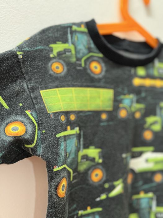 Bluzka bluza dresowa w traktory kombajny Mati Made 98 bawełniana