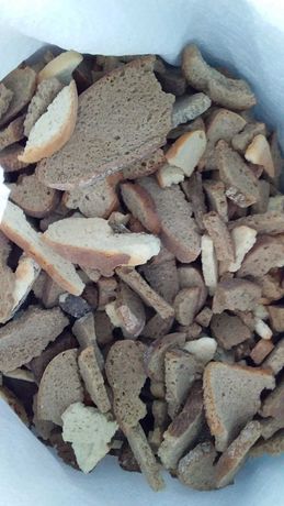 Продам хлеб сухой, хліб на  корм для  тварин, для корма животным.