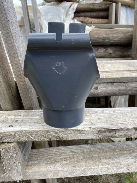 Odpływ do rynny Galeco 135/100