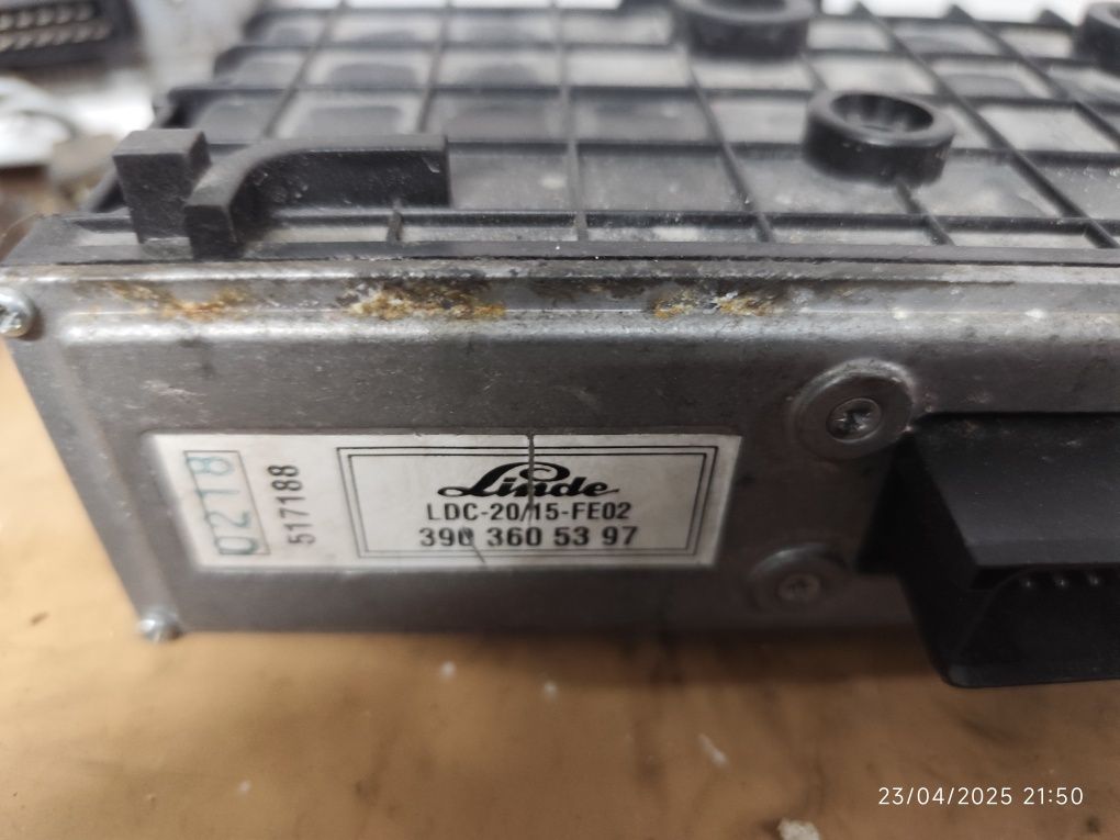 Empilhador Linde 324 peças
