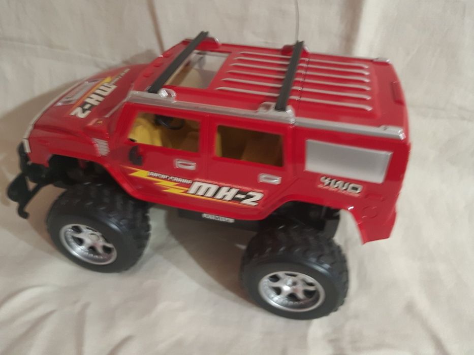 Машина на радіоуправлінні