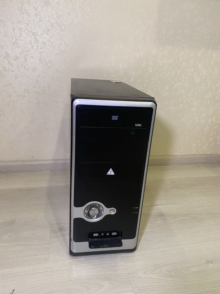 Компьютер Core i3-3220 / 8 Гб Озу/ Geforce 210 / 400 Гб