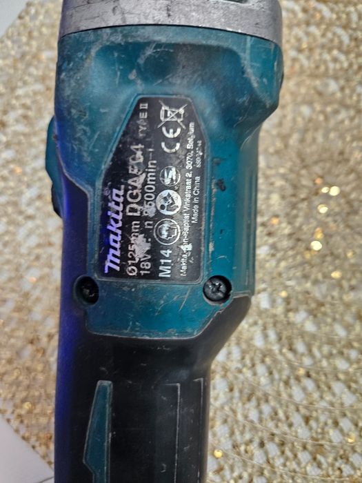 Szlifierka Makita dga-504