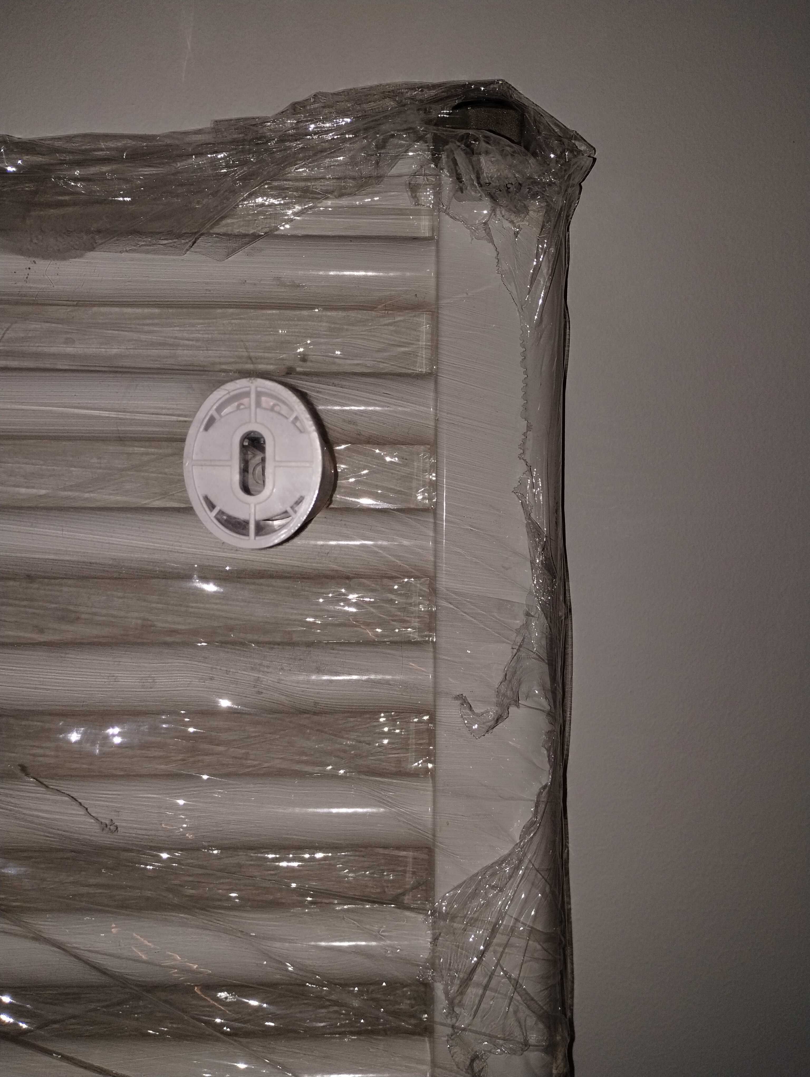 grzejnik ścienny 60x177