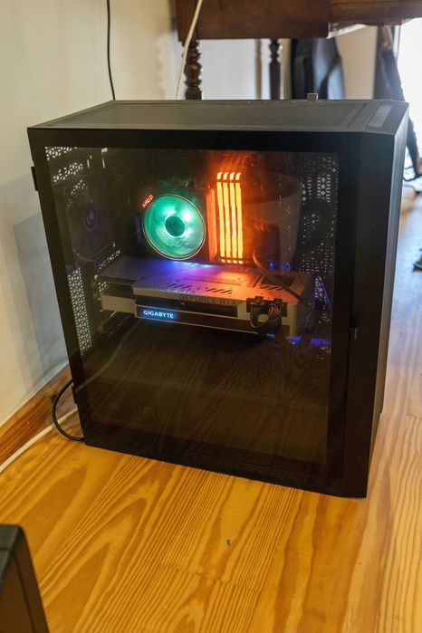 Caixa ATX Kolink Unity Lateral Performance Preto