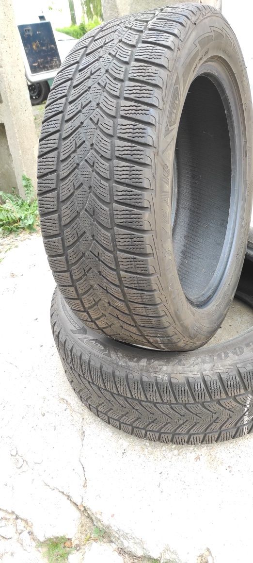 Opony zimowe z 2020r 5mm 225/55/18 Goodyear PN