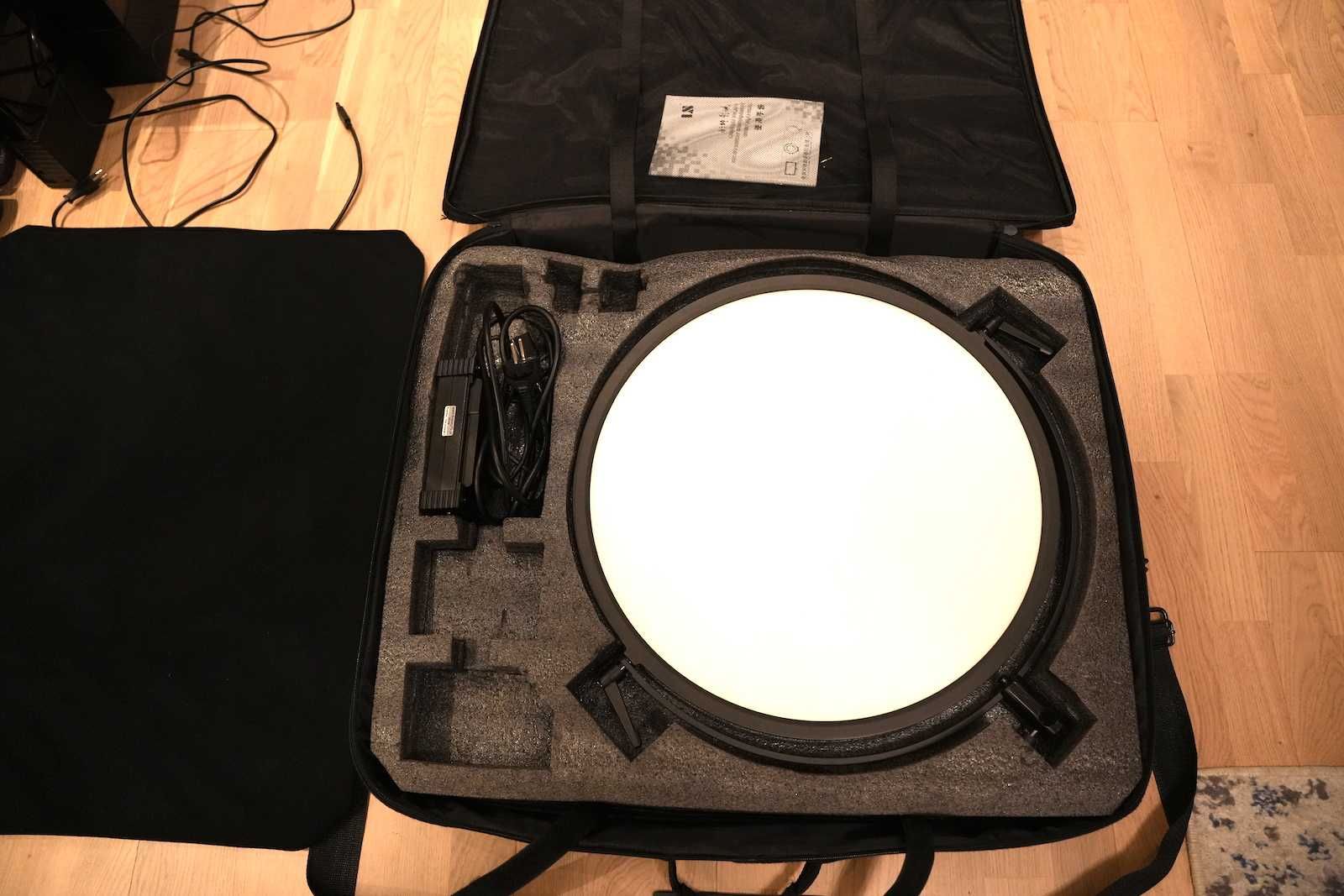 Okrągły panel Lampa LED Lishuai C-700RSV (3200K-5600K), 1065 lux, 60W