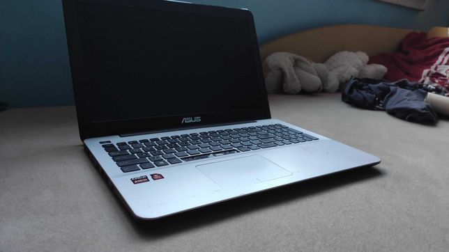 Laptop Asus X555QG tylko na części
