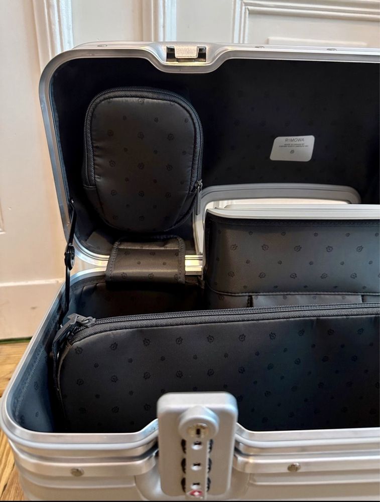 RIMOWA Pilot Case 31L LVMH walizka 4 kolka najnowsza wersja 2023